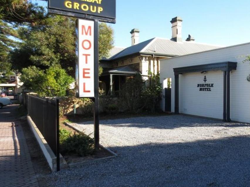 Norfolk Motor Inn Аделейд Екстериор снимка