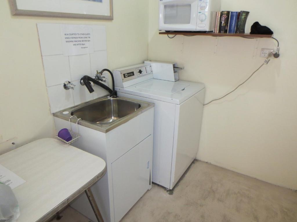 Norfolk Motor Inn Аделейд Екстериор снимка