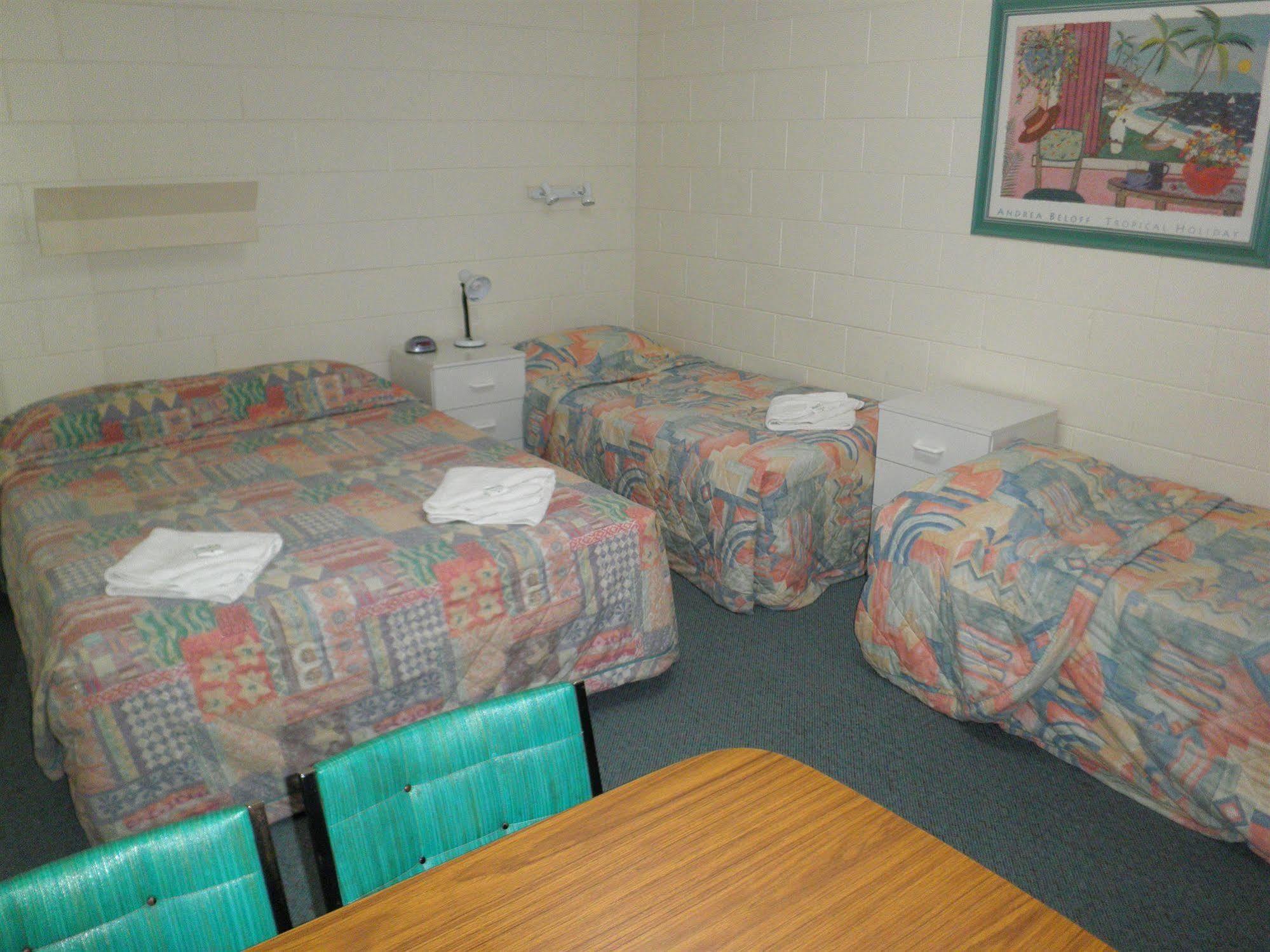 Norfolk Motor Inn Аделейд Екстериор снимка